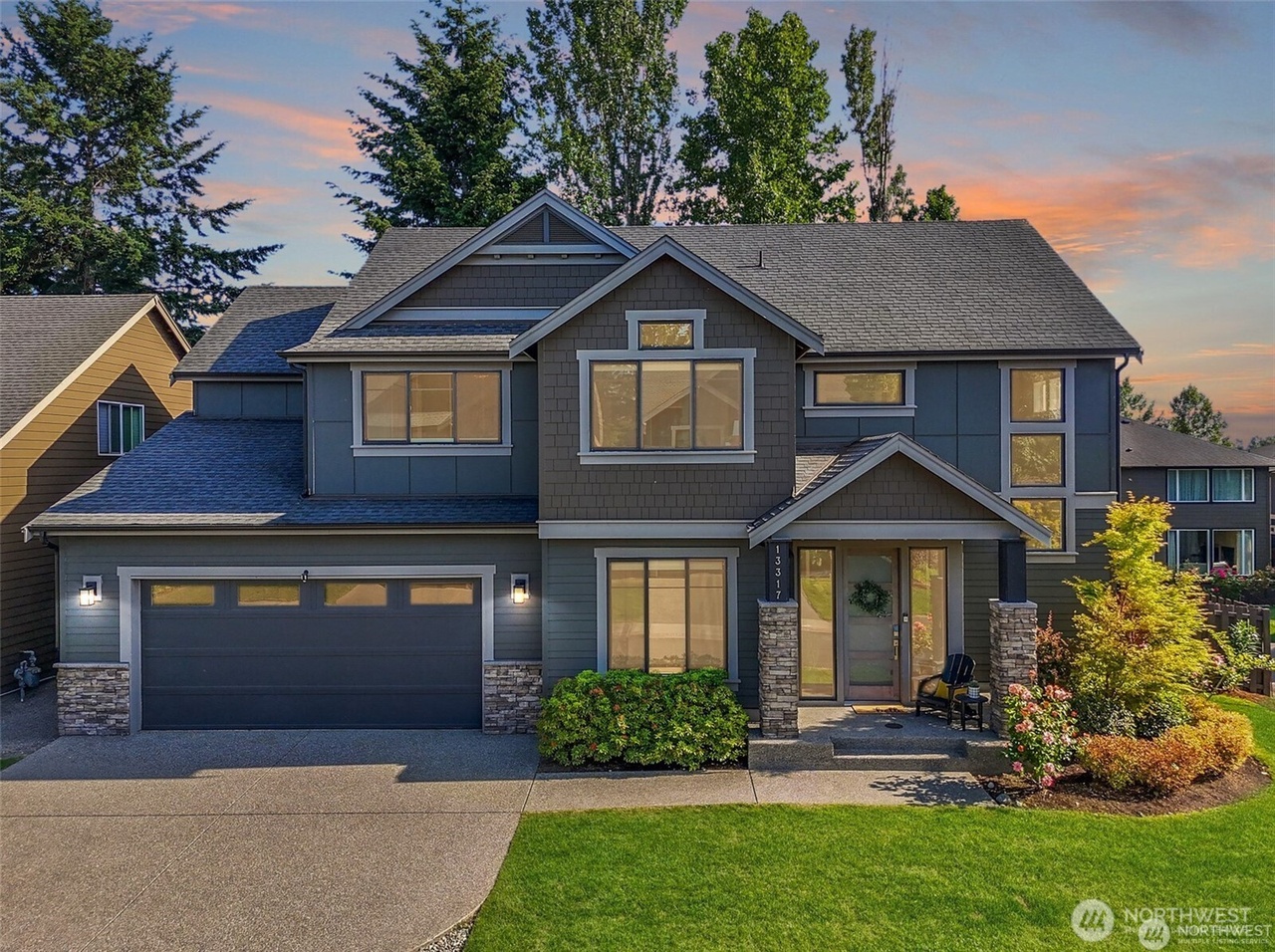 Kent, WA 98042 | 4 beds | 3 baths | $1,029,000